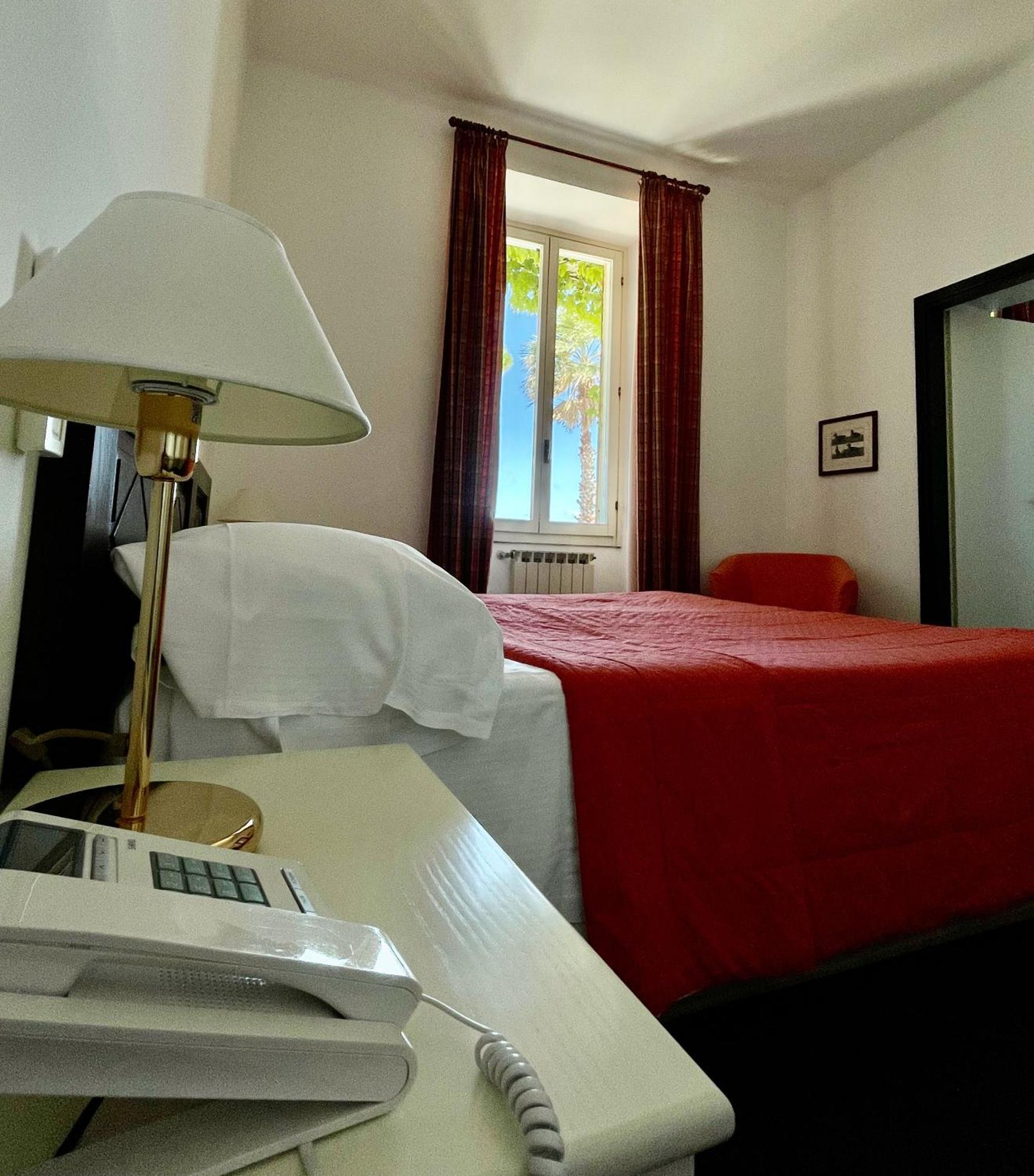 Hotel Beau Rivage Αλάσιο Εξωτερικό φωτογραφία