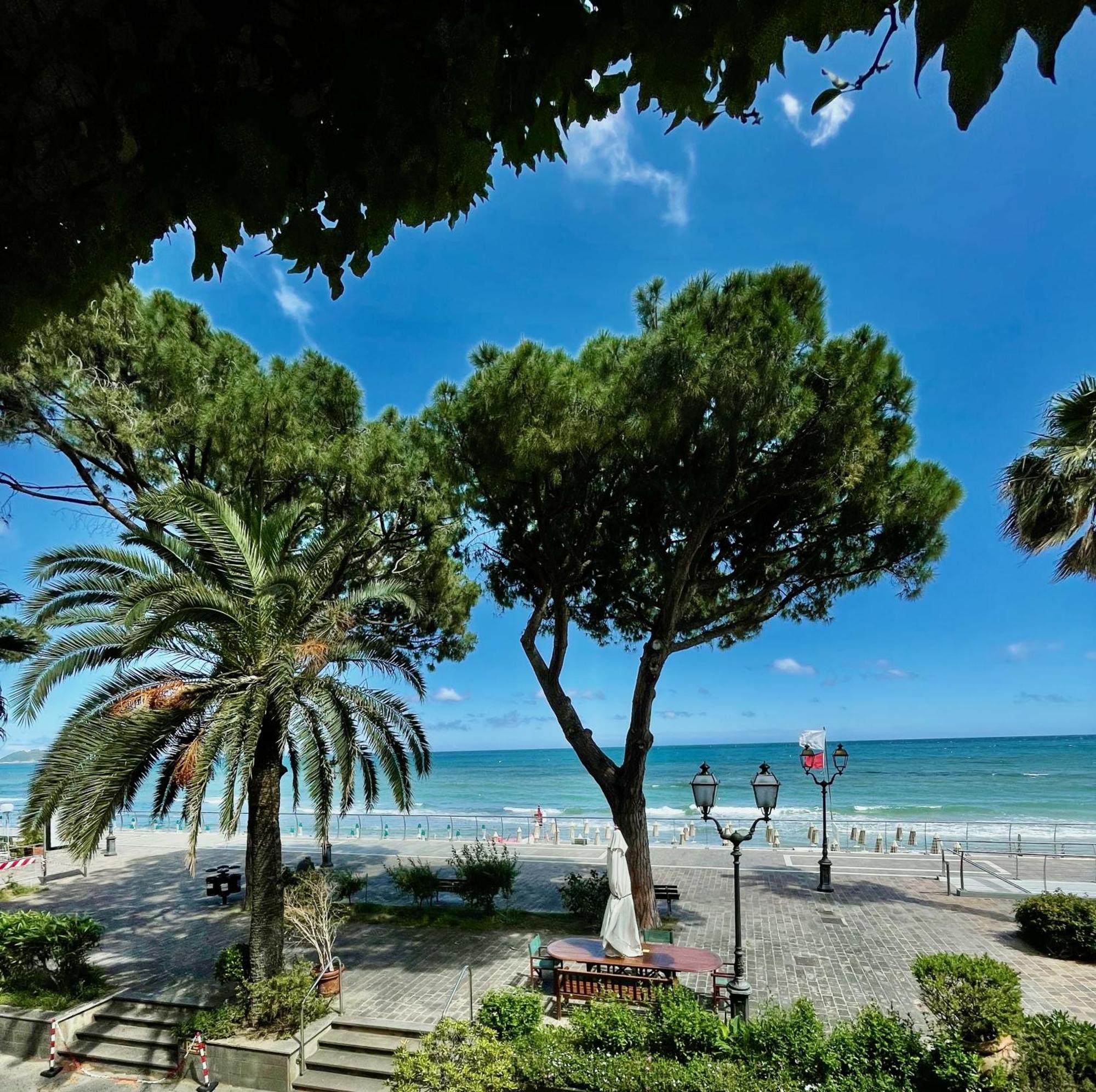 Hotel Beau Rivage Αλάσιο Εξωτερικό φωτογραφία